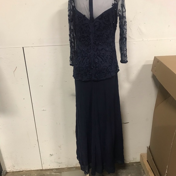 Pisarro Nights Sheer Beaded Bodice 3/4 Sleeve Gown - Picture 7 of 10
